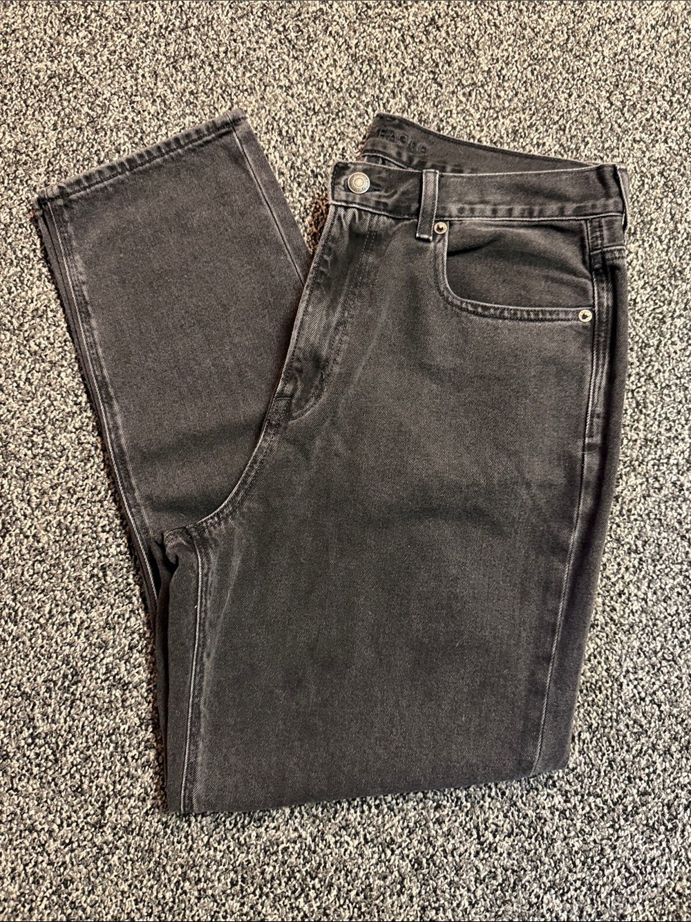 American Eagle Outfitters High-Rise Washed Black Women's Straight Jeans